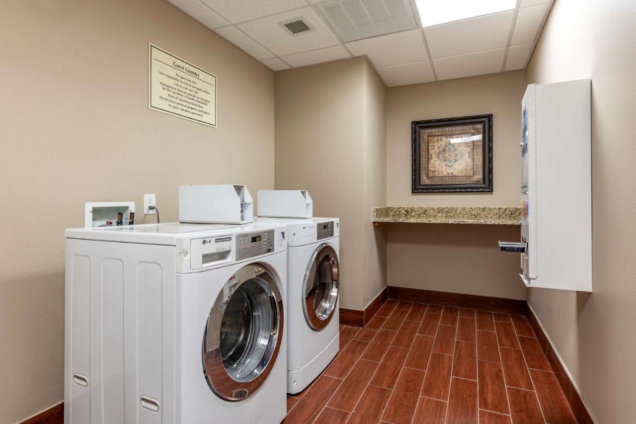 Best Western Plus North Odessa Inn & Suites Екстер'єр фото